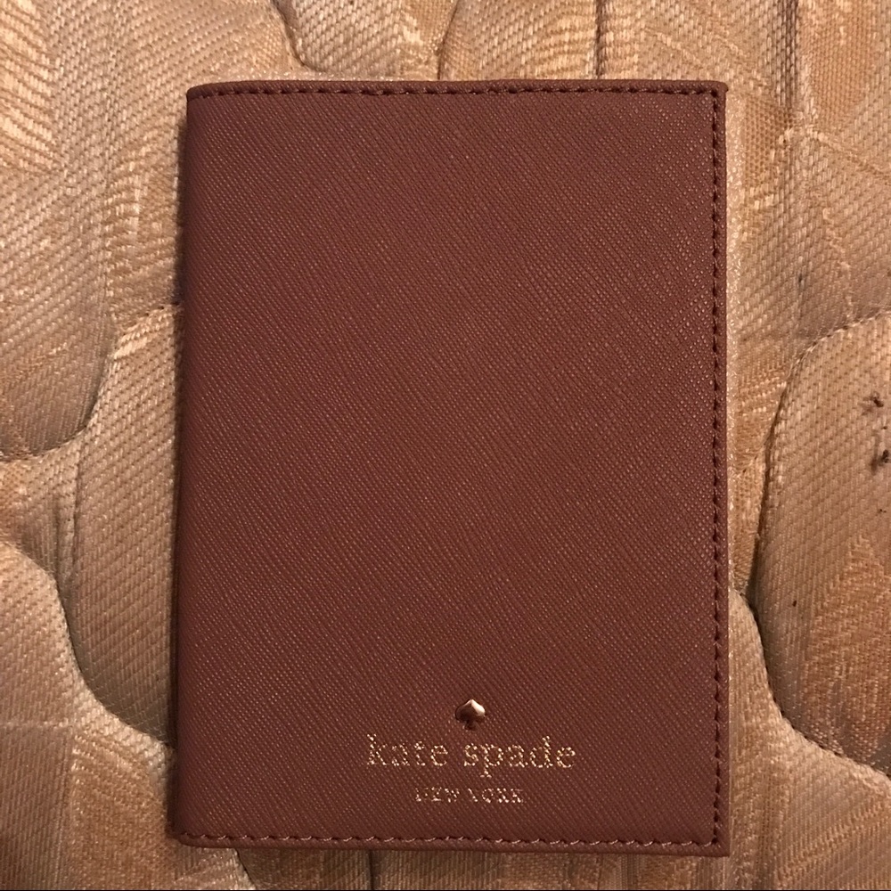 Kate Spade (Passport Holder)